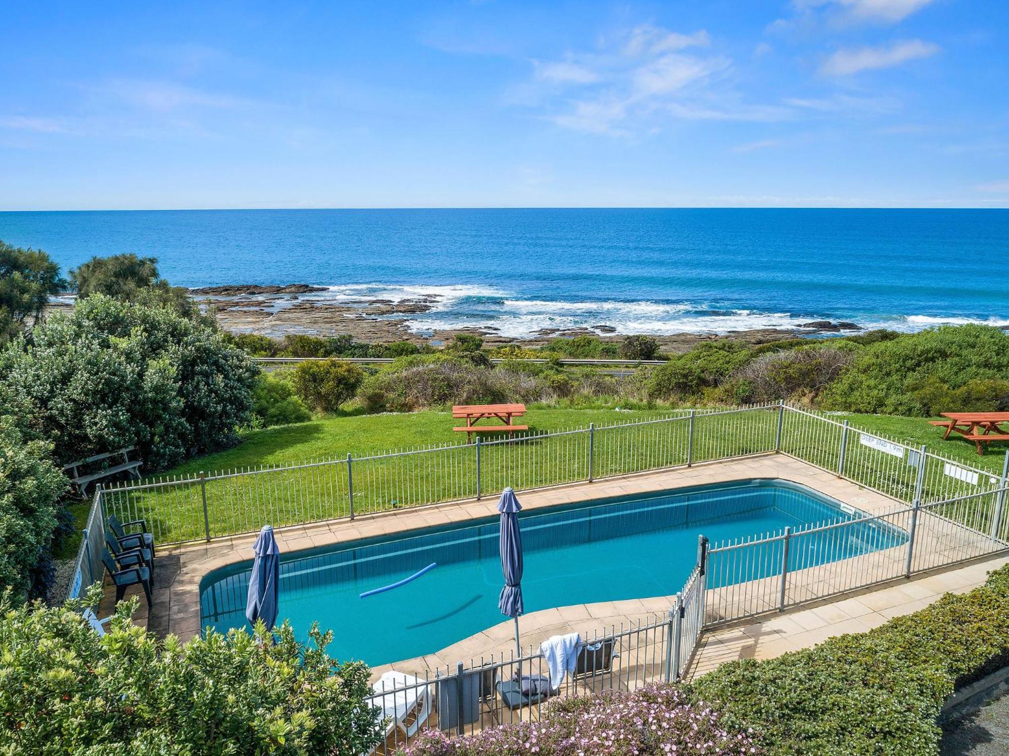 13 Whitecrest Great Ocean Road Resort - Ocean Views Wongarra Exterior photo